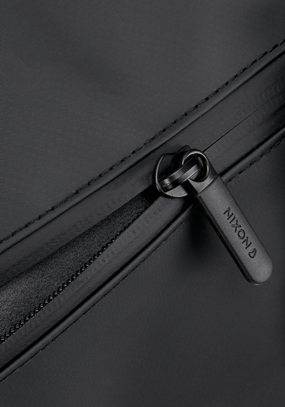 Pipes 45L Duffle - All Black View 4