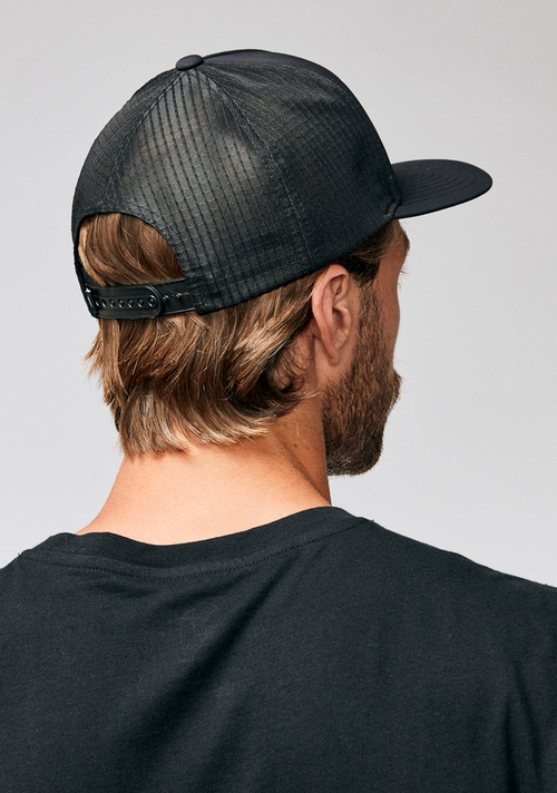 Slidin Trucker - Black